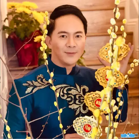 Tiểu Sử Ca Sĩ Vũ Quang Vinh: H&agrave;nh Tr&igrave;nh Từ Đỉnh Cao Sự Nghiệp Đến Đời Sống B&igrave;nh Y&ecirc;n Tại Mỹ