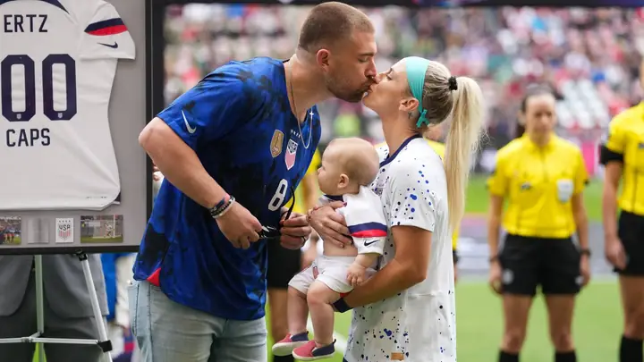 Zach Ertz: Tiểu Sử Cầu Thủ Nfl, Sự Nghiệp Thi Đấu, Tình Hình Mới Nhất Và Gia Đình Zach Ertz: Tiểu Sử Cầu Thủ Nfl, Sự Nghiệp Thi Đấu, Tình Hình Mới Nhất Và Gia Đình