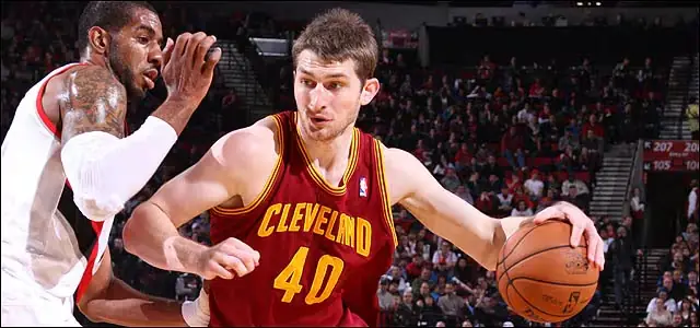 Tiểu Sử Và Sự Nghiệp Cầu Thủ Bóng Rổ Tyler Zeller: Hồ Sơ, Thống Kê & Gia Đình Anh Em Zeller Tiểu Sử Và Sự Nghiệp Cầu Thủ Bóng Rổ Tyler Zeller: Hồ Sơ, Thống Kê & Gia Đình Anh Em Zeller