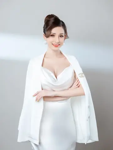 Tiểu Sử Ceo Nguyễn Tiên: Hành Trình Khởi Nghiệp Từ Dược Sĩ Đến Chủ Sở Hữu S.o.n Group Và Bí Quyết Thành Công Tiểu Sử Ceo Nguyễn Tiên: Hành Trình Khởi Nghiệp Từ Dược Sĩ Đến Chủ Sở Hữu S.o.n Group Và Bí Quyết Thành Công