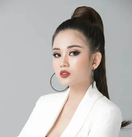 Hồ Sơ Ceo Nguyễn Vũ Ho&agrave;i Thương: C&acirc;u Chuyện Th&agrave;nh C&ocirc;ng, Thương Hiệu Ho&agrave;i Thương Organic & Haena House