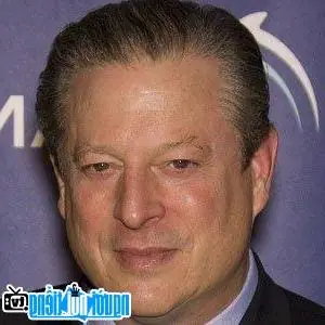 Tiểu Sử Al Gore: Từ Phó Tổng Thống Mỹ Đến Nhà Hoạt Động Biến Đổi Khí Hậu Đoạt Nobel Hòa Bình Tiểu Sử Al Gore: Từ Phó Tổng Thống Mỹ Đến Nhà Hoạt Động Biến Đổi Khí Hậu Đoạt Nobel Hòa Bình