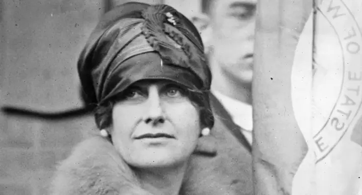 Nellie Tayloe Ross: Nhà Chính Trị Gia Tiên Phong Đầu Tiên Làm Thống Đốc Wyoming Và Xưởng Đúng Tiền Hoa Kỳ Nellie Tayloe Ross: Nhà Chính Trị Gia Tiên Phong Đầu Tiên Làm Thống Đốc Wyoming Và Xưởng Đúng Tiền Hoa Kỳ