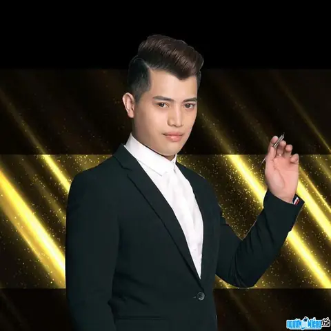 Chuyên Gia Trang Điểm Kevin Lê: Lý Lịch, Hành Trình Và Dịch Vụ Nổi Bật Chuyên Gia Trang Điểm Kevin Lê: Lý Lịch, Hành Trình Và Dịch Vụ Nổi Bật