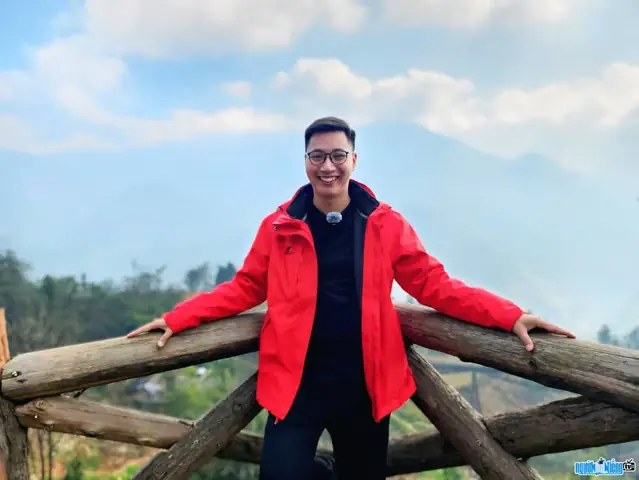 Đoàn Đức Đồng Là Ai? Hành Trình & Chuyên Môn Xây Dựng Thương Hiệu Cá Nhân Qua Video Marketing Đoàn Đức Đồng Là Ai? Hành Trình & Chuyên Môn Xây Dựng Thương Hiệu Cá Nhân Qua Video Marketing