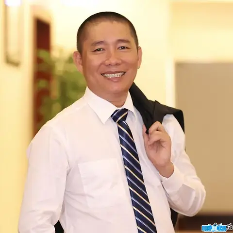 Diễn Giả Nguyễn Ph&ugrave;ng Phong L&agrave; Ai? Tiểu Sử, Th&agrave;nh Tựu Kỷ Lục Gia Si&ecirc;u Tr&iacute; Nhớ & Phương Ph&aacute;p Gi&aacute;o Dục Con