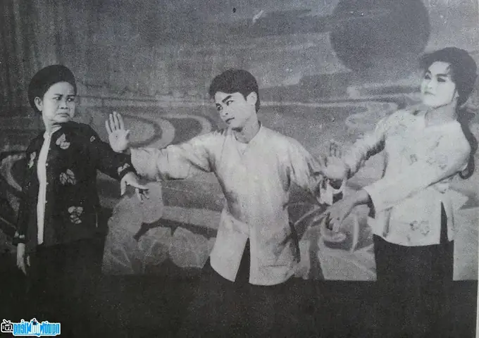 Tiểu Sử Diễn Viên Chèo Hoa Tâm (nghệ Sĩ U Tú): Tên Thật, Nghề Nghiệp, Vai Diễn Tiêu Biểu Và Cuốn Sách Ghi Chép Tiểu Sử Diễn Viên Chèo Hoa Tâm (nghệ Sĩ U Tú): Tên Thật, Nghề Nghiệp, Vai Diễn Tiêu Biểu Và Cuốn Sách Ghi Chép