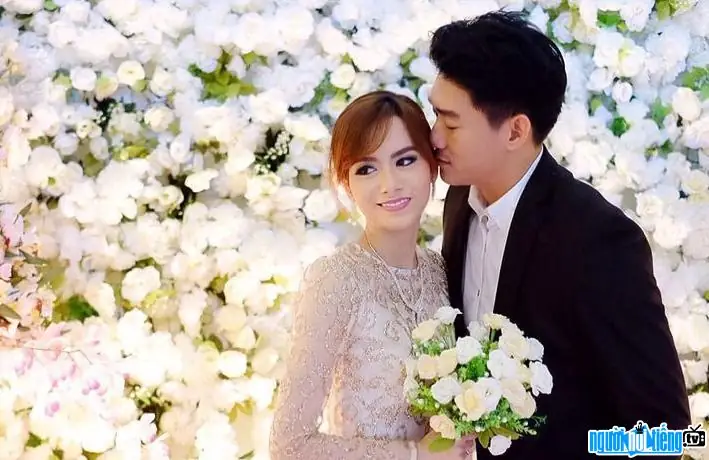 Tiểu Sử Dylan Sahara: Vợ Ca Sĩ Riefian Fajarsyah Qua Đời Trong Thảm Họa S&oacute;ng Thần 2018