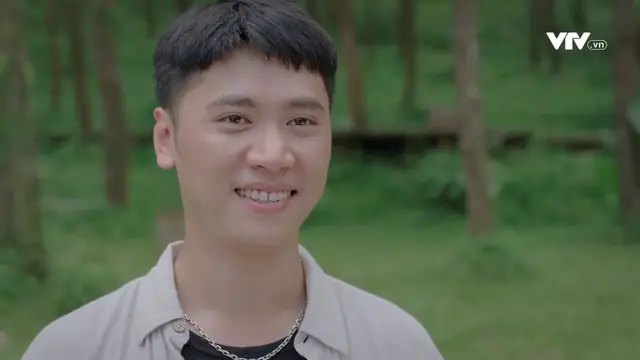 Tiểu Sử Diễn Vi&ecirc;n L&ecirc; Ho&agrave;ng Long: Từ "vua Vai Phụ" 10 Năm Đến B&ugrave;ng Nổ Nhờ 'mưa Đỏ' V&agrave; 'c&aacute;ch Em 1 Milimet'
