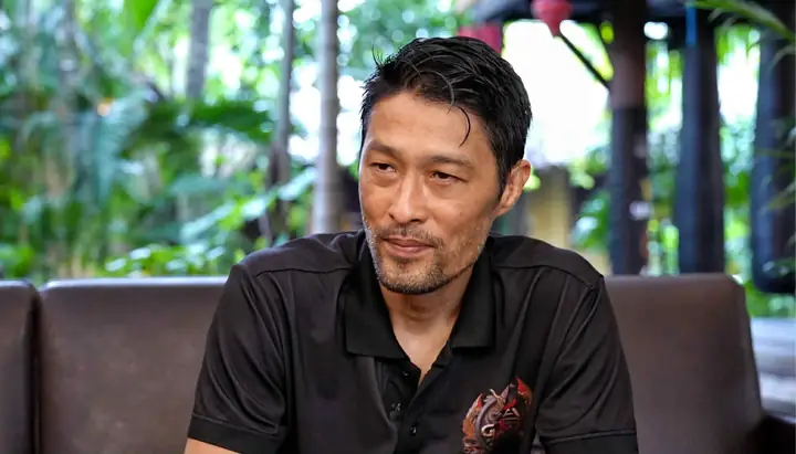 Tiểu Sử Johnny Trí Nguyễn: Hành Trình Từ Võ Sư Hollywood Thành "vua Võ Thuật" Việt Nam Và Cuộc Sống Kín Tiếng Tuổi 52 Tiểu Sử Johnny Trí Nguyễn: Hành Trình Từ Võ Sư Hollywood Thành "vua Võ Thuật" Việt Nam Và Cuộc Sống Kín Tiếng Tuổi 52
