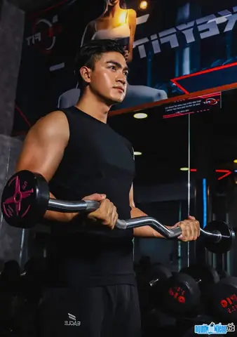 Hồ Sơ Diễn Viên/model Lê Trường An: Tiểu Sử, Sự Nghiệp & Phân Biệt Đồng Tên Hồ Sơ Diễn Viên/model Lê Trường An: Tiểu Sử, Sự Nghiệp & Phân Biệt Đồng Tên