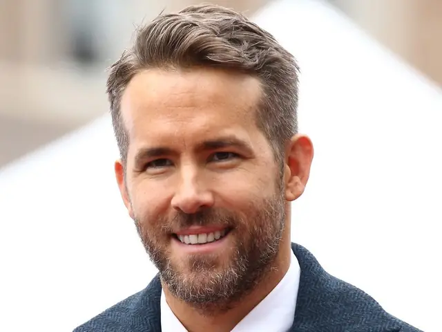 Ryan Reynolds: Tiểu Sử, Top Phim Hay Nhất, Sự Nghiệp Kinh Doanh "khủng" Và Tin Tức Mới Nhất 2024 Ryan Reynolds: Tiểu Sử, Top Phim Hay Nhất, Sự Nghiệp Kinh Doanh "khủng" Và Tin Tức Mới Nhất 2024