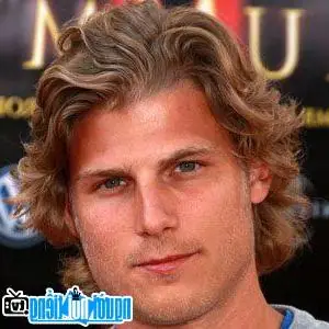 Travis Van Winkle: Tiểu Sử, Danh Sách Phim & Series Nổi Bật Của Nam Diễn Viên Hollywood Travis Van Winkle: Tiểu Sử, Danh Sách Phim & Series Nổi Bật Của Nam Diễn Viên Hollywood
