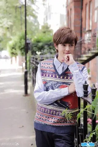 Tiểu Sử Diễn Viên Quan Hồng (trần Quan Hồng/darren Chen): Hồ Sơ, Sự Nghiệp & Các Bộ Phim Tiêu Biểu Tiểu Sử Diễn Viên Quan Hồng (trần Quan Hồng/darren Chen): Hồ Sơ, Sự Nghiệp & Các Bộ Phim Tiêu Biểu