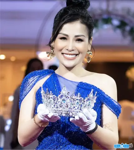 Hồ Sơ Doanh Nhân Đàm Thủy (đàm Hương Thủy): Chức Vụ, Thành Tựu & Hành Trình Sự Nghiệp Hồ Sơ Doanh Nhân Đàm Thủy (đàm Hương Thủy): Chức Vụ, Thành Tựu & Hành Trình Sự Nghiệp