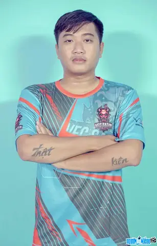 Game Thủ Th&aacute;i B&uacute;n L&agrave; Ai? Th&ocirc;ng Tin Vụ Gian Lận Sea Games 33 & Profile Hhcc (trần &Aacute;nh Th&aacute;i)