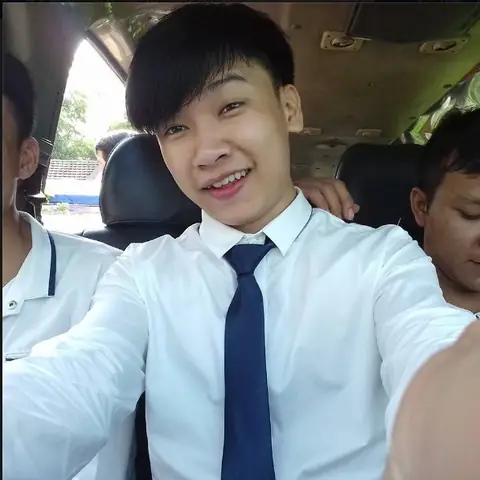 Game Thủ Tiến Xinh Trai: Hành Trình Từ Youtuber Đột Kích Đến Nhân Vật Nổi Tiếng Game Thủ Tiến Xinh Trai: Hành Trình Từ Youtuber Đột Kích Đến Nhân Vật Nổi Tiếng