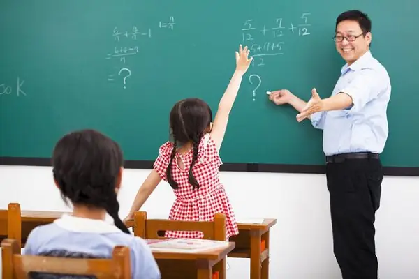 Gi&aacute;o Vi&ecirc;n Giang Nguyễn: H&agrave;nh Tr&igrave;nh V&agrave; C&aacute;c Kh&oacute;a Học Tiếng Anh Nổi Tiếng Tại The Ivy League Vietnam