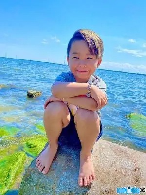 Linh Em Là Ai? Tìm Hiểu Hiện Tượng Mạng Với Giọng Hát Triệu View Linh Em Là Ai? Tìm Hiểu Hiện Tượng Mạng Với Giọng Hát Triệu View