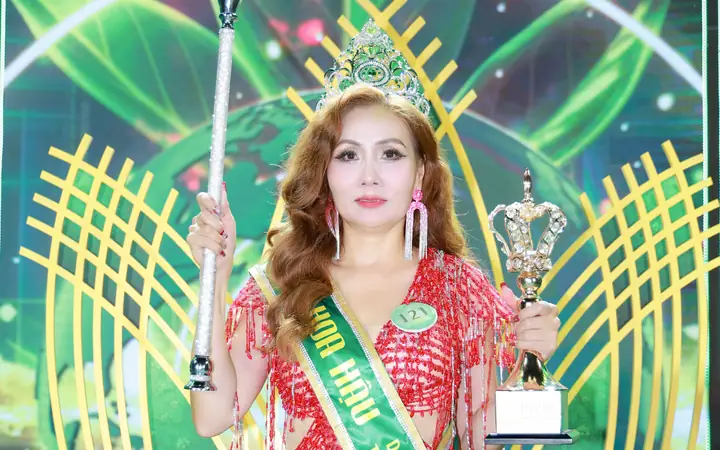 Vương Thị Hương – Hoa Hậu Doanh Nhân Trái Đất 2024, Doanh Nhân & Nhà Thiết Kế Thời Trang Việt Đang Thăng Hoa Vương Thị Hương – Hoa Hậu Doanh Nhân Trái Đất 2024, Doanh Nhân & Nhà Thiết Kế Thời Trang Việt Đang Thăng Hoa