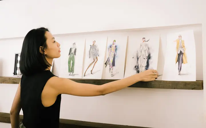 Kiquy Phạm: Hành Trình Từ Thiết Kế Đến Họa Sĩ Minh Họa Thời Trang & Giảng Viên Học Viện Thời Trang Kiquy Phạm: Hành Trình Từ Thiết Kế Đến Họa Sĩ Minh Họa Thời Trang & Giảng Viên Học Viện Thời Trang