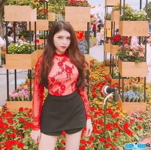 Hồ Ngọc Thanh Giang L&agrave; Ai? Tiểu Sử, Gia Đ&igrave;nh 3 N&agrave;ng Ti&ecirc;n Họ Hồ V&agrave; Chị G&aacute;i Hồ Ngọc &Yacute; Nhi