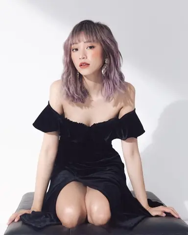 Tiểu Sử Hot Girl Sa Lim (ho&agrave;ng Kim Ng&acirc;n): Từ Teen Star Đến Vợ Chồng Thiếu Gia, Mẹ Con "thế Lực Nh&iacute;" Pam
