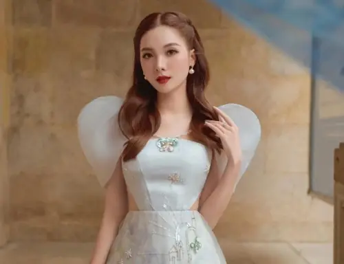 Sammie Lương Là Ai? Hồ Sơ Tiểu Sử Hot Girl Nghệ An Lương Thị Thủy Thu - Bác Sĩ Nha Khoa Xinh Đẹp Sammie Lương Là Ai? Hồ Sơ Tiểu Sử Hot Girl Nghệ An Lương Thị Thủy Thu - Bác Sĩ Nha Khoa Xinh Đẹp