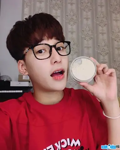 Nguyễn Hoài Nhân Là Ai? Tiểu Sử, Sự Nghiệp Nhiếp Ảnh Và Hành Trình Từ Hotface 250k Follower Nguyễn Hoài Nhân Là Ai? Tiểu Sử, Sự Nghiệp Nhiếp Ảnh Và Hành Trình Từ Hotface 250k Follower