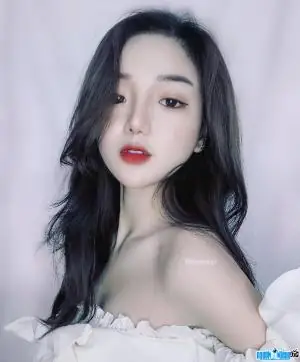 Phạm Ngọc Minh Anh (arya/aryminh) Là Ai? Chân Dung Hotface Sinh Năm 2002 Tại Rmit California Phạm Ngọc Minh Anh (arya/aryminh) Là Ai? Chân Dung Hotface Sinh Năm 2002 Tại Rmit California