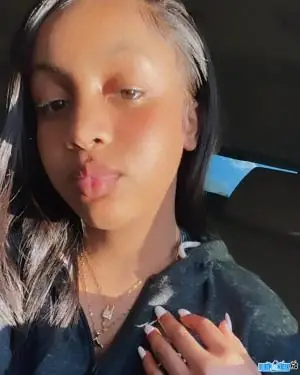 Zynty Bui (ngọc Tươi) L&agrave; Ai? Hồ Sơ Tuổi, Nghề Nghiệp & H&agrave;nh Tr&igrave;nh Hot Mom Influencer 9x