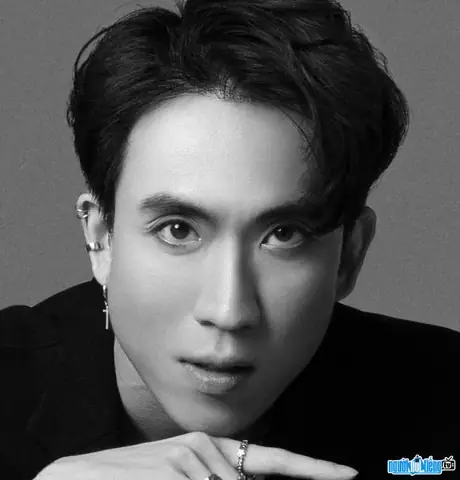 Tìm Hiểu Kiến Trúc Sư Trọng Lee (lê Hưng Trọng): Hồ Sơ, Công Trình Tiêu Biểu & Triết Lý "kể Chuyện Văn Hóa" Tìm Hiểu Kiến Trúc Sư Trọng Lee (lê Hưng Trọng): Hồ Sơ, Công Trình Tiêu Biểu & Triết Lý "kể Chuyện Văn Hóa"