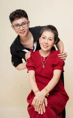 Make-up Artist Đinh Ph&aacute;t: Hồ Sơ Năng Lực, Dịch Vụ Trang Điểm & Kh&oacute;a Học Academy Chi Tiết 2024