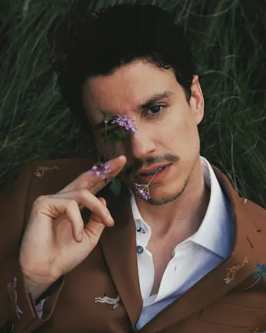 Hồ Sơ Diễn Viên Adam Dimarco: Tiểu Sử, Vai Diễn Nổi Bật (the Magicians, Something Very Bad Is Going To Happen) & Phim Mới 2026 Hồ Sơ Diễn Viên Adam Dimarco: Tiểu Sử, Vai Diễn Nổi Bật (the Magicians, Something Very Bad Is Going To Happen) & Phim Mới 2026