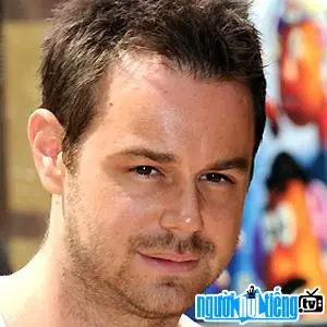 Tiểu Sử Chad Allen: Từ Thần Đồng Điện Ảnh, Sao "bác Sĩ Nhà Dr. Quinn" Đến Tâm Lý Học Gia Tiểu Sử Chad Allen: Từ Thần Đồng Điện Ảnh, Sao "bác Sĩ Nhà Dr. Quinn" Đến Tâm Lý Học Gia