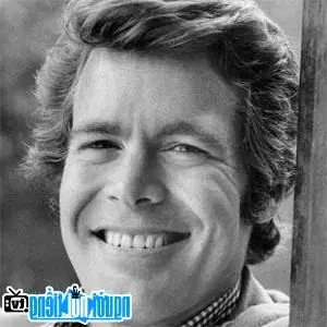 Doug Mcclure: Tiểu Sử, Sự Nghiệp The Virginian V&agrave; Nguy&ecirc;n Nh&acirc;n Qua Đời
