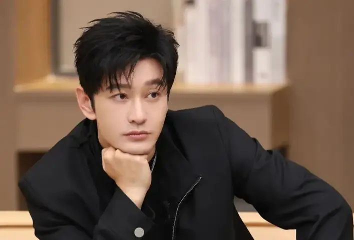 Hồ Sơ Ho&agrave;ng Hiểu Minh (huang Xiaoming): Tiểu Sử, Sự Nghiệp & Cập Nhật Đời Tư Mới Nhất 2025