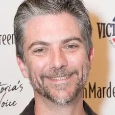 Jeremy Miller Là Ai? Tiểu Sử, Sự Nghiệp Và Hiện Trạng Diễn Viên Ben Seaver Trong Growing Pains Jeremy Miller Là Ai? Tiểu Sử, Sự Nghiệp Và Hiện Trạng Diễn Viên Ben Seaver Trong Growing Pains