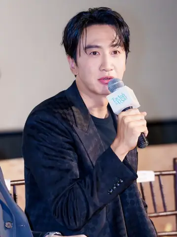 Tổng Hợp Tiểu Sử Lee Kwang-soo: Hồ Sơ, Sự Nghiệp, Tình Yêu Lee Sun Bin Và Hoạt Động Mới Nhất Tại Việt Nam Tổng Hợp Tiểu Sử Lee Kwang-soo: Hồ Sơ, Sự Nghiệp, Tình Yêu Lee Sun Bin Và Hoạt Động Mới Nhất Tại Việt Nam