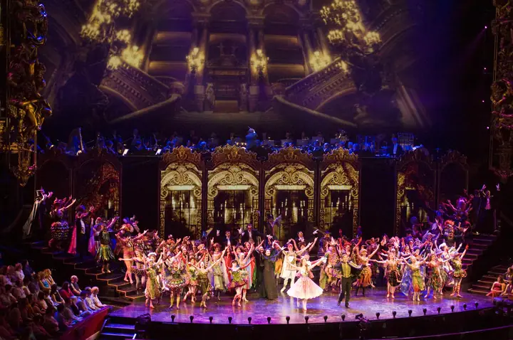 Nam Nhạc Kịch Opera Robert S Woods Là Ai? Tiểu Sử Và Sự Nghiệp Nam Nhạc Kịch Opera Robert S Woods Là Ai? Tiểu Sử Và Sự Nghiệp