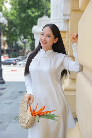 Hồ Sơ Nghệ Sĩ Đ&agrave;n Tỳ B&agrave; Diệu Thảo: Tiểu Sử, Sự Nghiệp Giảng Dạy, Diễn Xuất V&agrave; H&agrave;nh Tr&igrave;nh Gắn B&oacute; &Acirc;m Nhạc D&acirc;n Tộc