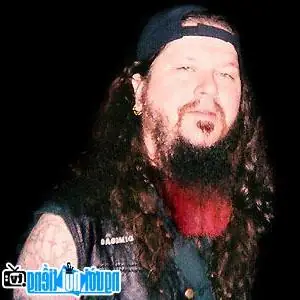 Tìm Hiểu Dimebag Darrell: Tiểu Sử, Phong Cách Guitar, Thiết Bị & Di Sản Huyền Thoại Pantera Tìm Hiểu Dimebag Darrell: Tiểu Sử, Phong Cách Guitar, Thiết Bị & Di Sản Huyền Thoại Pantera