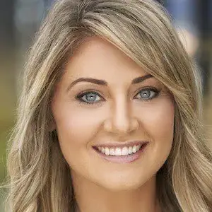 Natalie Skyy Là Ai? Hồ Sơ, Sự Nghiệp Người Mẫu - Diễn Viên & Bộ Sưu Tập Ảnh Natalie Skyy Là Ai? Hồ Sơ, Sự Nghiệp Người Mẫu - Diễn Viên & Bộ Sưu Tập Ảnh