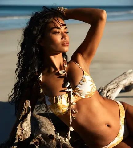 Siêu Mẫu Shanina Shaik: Sự Nghiệp, Hình Ảnh Nổi Bật Và Những Điều Đáng Biết Siêu Mẫu Shanina Shaik: Sự Nghiệp, Hình Ảnh Nổi Bật Và Những Điều Đáng Biết