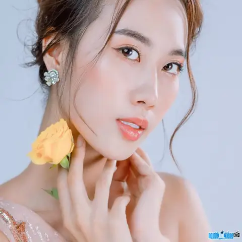 Người Mẫu Thìn Bùi Là Ai? Tiểu Sử, Sự Nghiệp, Danh Hiệu Á Hậu & Vai Trò Huấn Luyện Viên Catwalk Người Mẫu Thìn Bùi Là Ai? Tiểu Sử, Sự Nghiệp, Danh Hiệu Á Hậu & Vai Trò Huấn Luyện Viên Catwalk