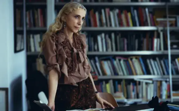 Franca Sozzani: Tiểu Sử, Sự Nghiệp Tổng Bi&ecirc;n Tập Vogue Italia V&agrave; Di Sản Thay Đổi Ng&agrave;nh Thời Trang