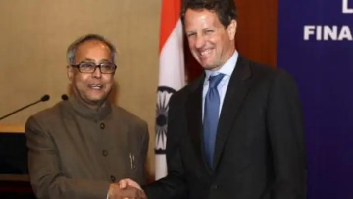 Timothy Geithner: Từ Chủ Tịch Fed New York Đến Bộ Trưởng Tài Chính – Chân Dung Kiến Trúc Sư Giải Cứu Khủng Hoảng 2008 Timothy Geithner: Từ Chủ Tịch Fed New York Đến Bộ Trưởng Tài Chính – Chân Dung Kiến Trúc Sư Giải Cứu Khủng Hoảng 2008
