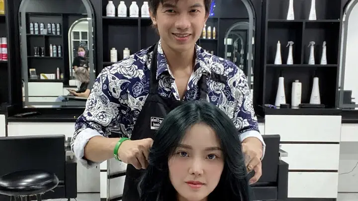 Nhà Tạo Mẫu Tóc Hùng Đông Tinh: Nhận Diện Và Câu Chuyện Thành Công Của Chuyên Gia Tóc Hàng Đầu Việt Nam Nhà Tạo Mẫu Tóc Hùng Đông Tinh: Nhận Diện Và Câu Chuyện Thành Công Của Chuyên Gia Tóc Hàng Đầu Việt Nam