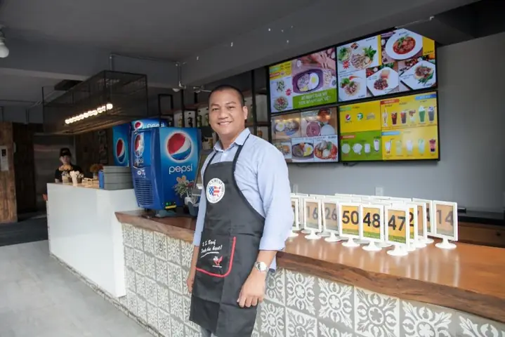 Nhiếp Ảnh Gia Nguyễn Long Là Ai? Tiểu Sử, Sự Nghiệp Và Cuộc Sống Tân Hôn Cùng Hoa Hậu Khánh Vân Nhiếp Ảnh Gia Nguyễn Long Là Ai? Tiểu Sử, Sự Nghiệp Và Cuộc Sống Tân Hôn Cùng Hoa Hậu Khánh Vân