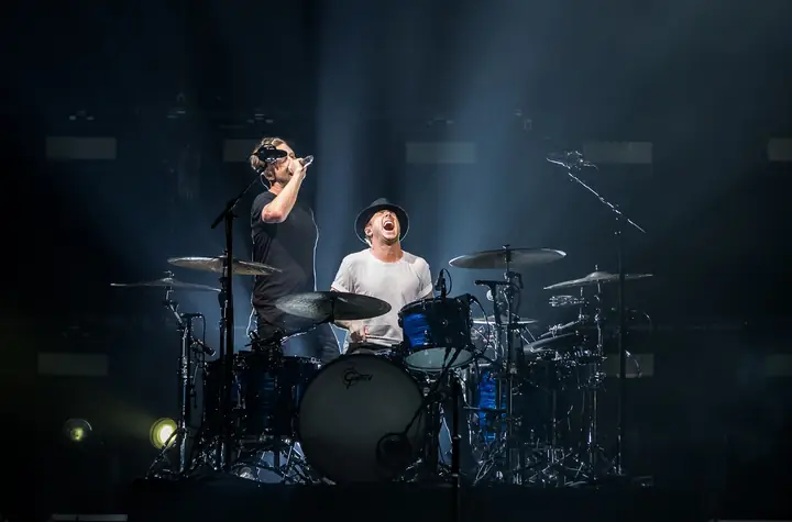 Onerepublic Là Ai? Tổng Hợp Thông Tin Ban Nhạc, Bản Hit Hay & Lịch Trình Concert Việt Nam 2025 Onerepublic Là Ai? Tổng Hợp Thông Tin Ban Nhạc, Bản Hit Hay & Lịch Trình Concert Việt Nam 2025